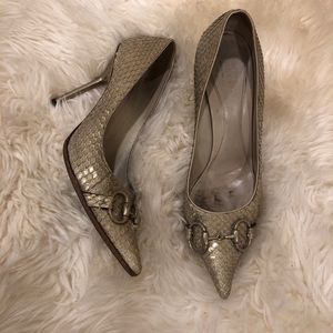 GUCCI Snakeskin Pointed Toe Metal Heel Pumps